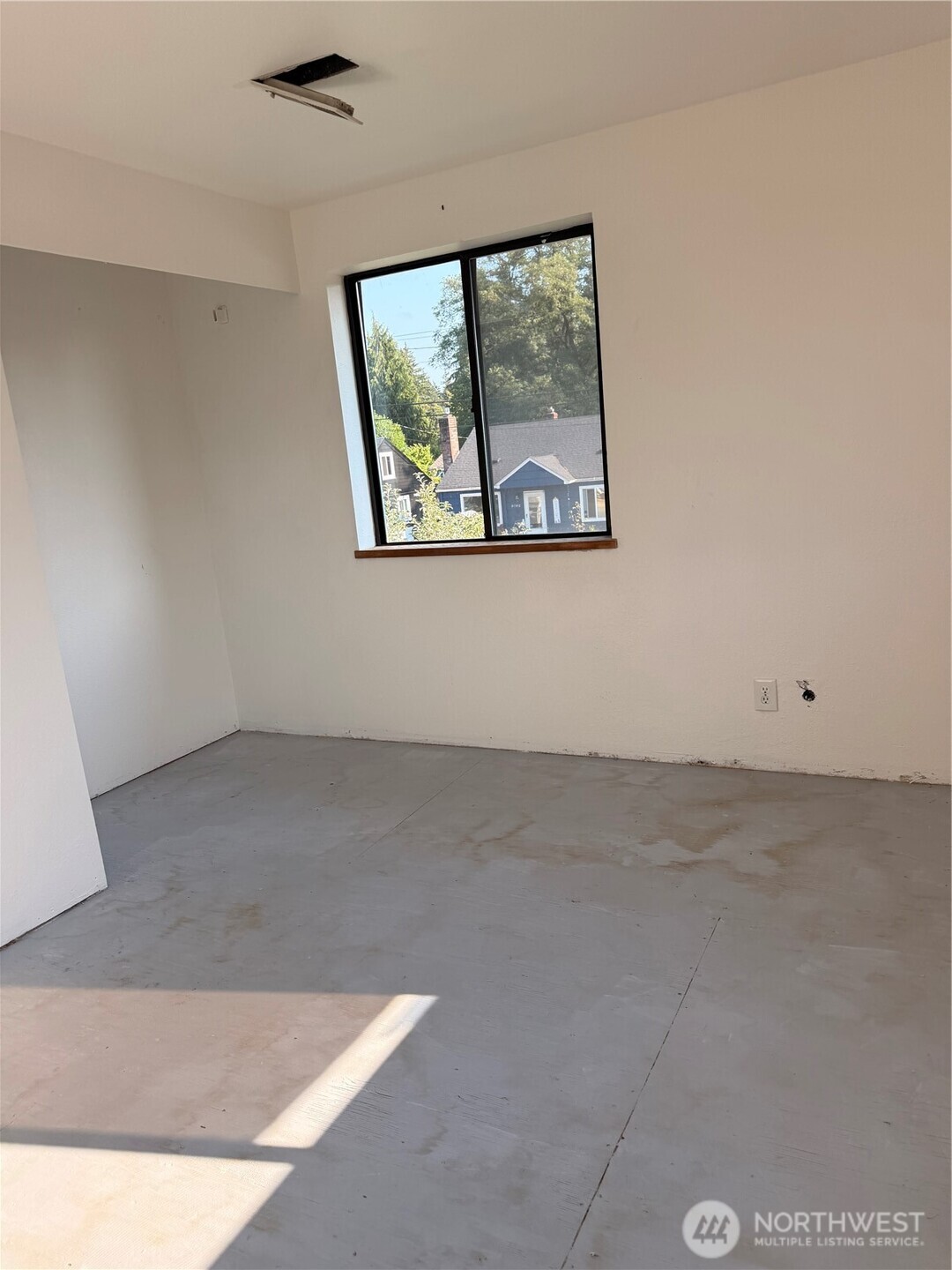 8711 Lawndale Avenue Property Photo 20