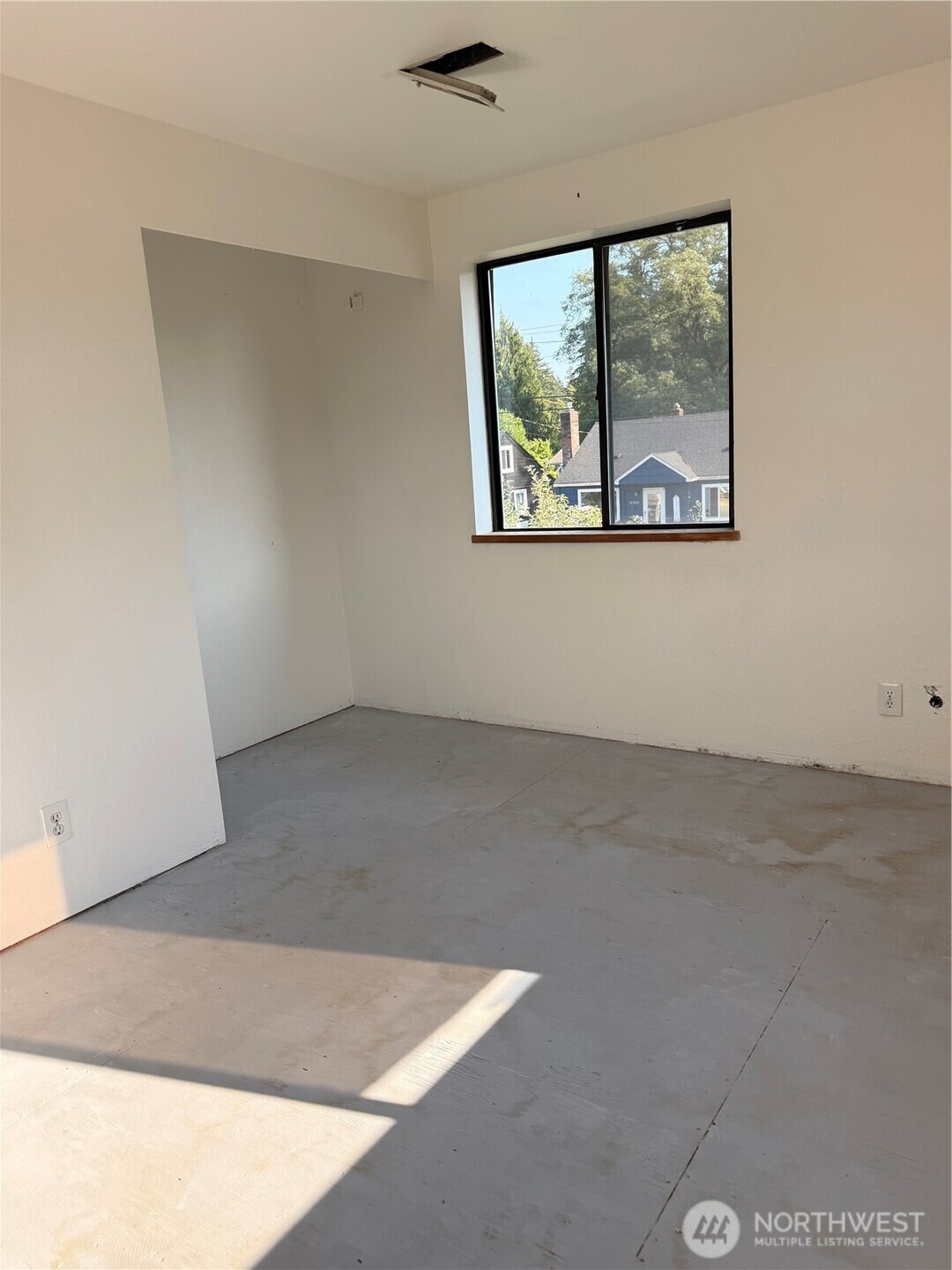 8711 Lawndale Avenue Property Photo 25