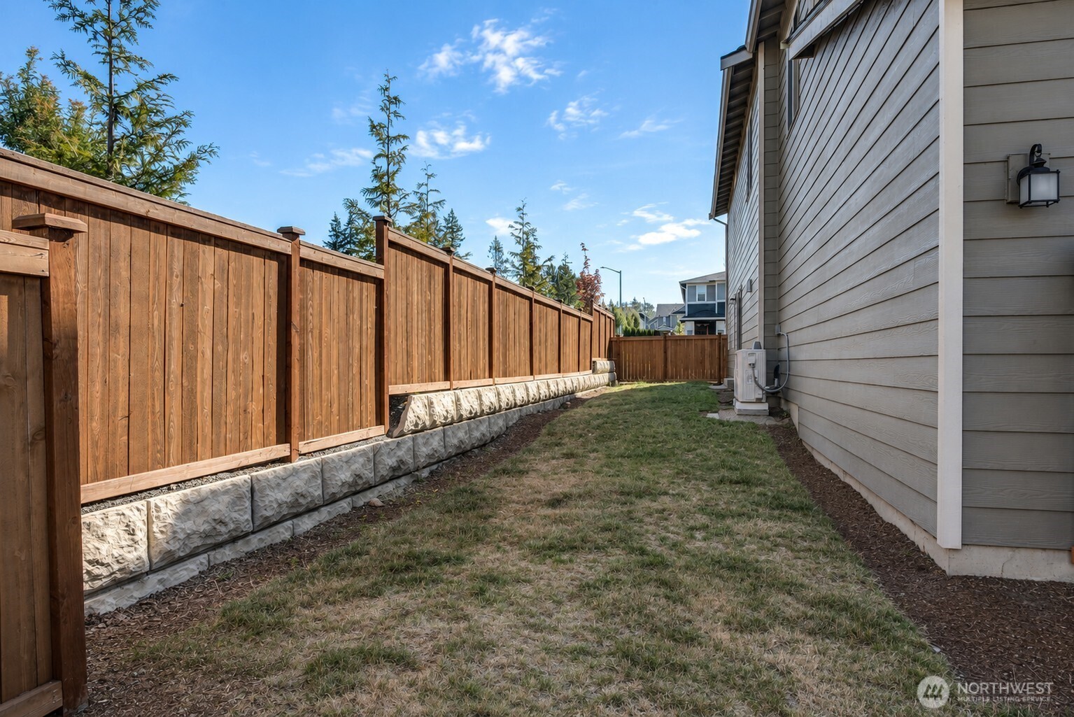 4924 87th Drive Property Photo 14