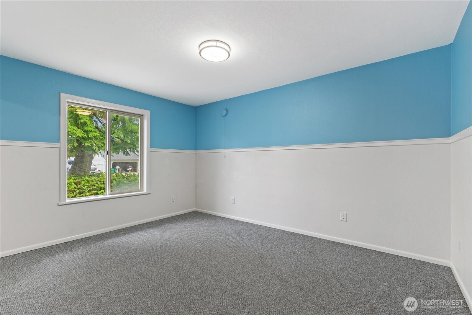 757 Commodore Ln Property Photo 18