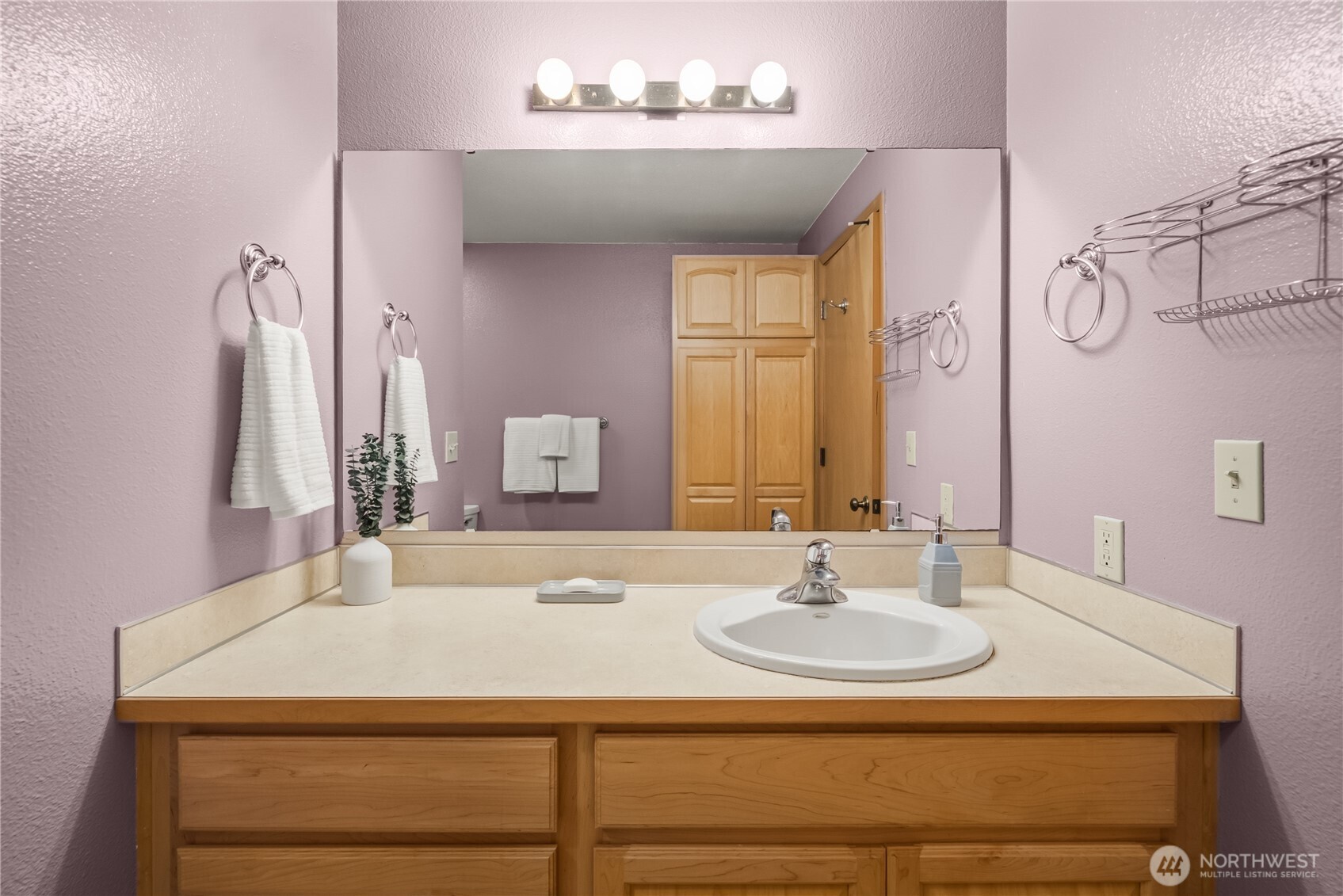 303 Kenyon Street 2a Property Photo 24