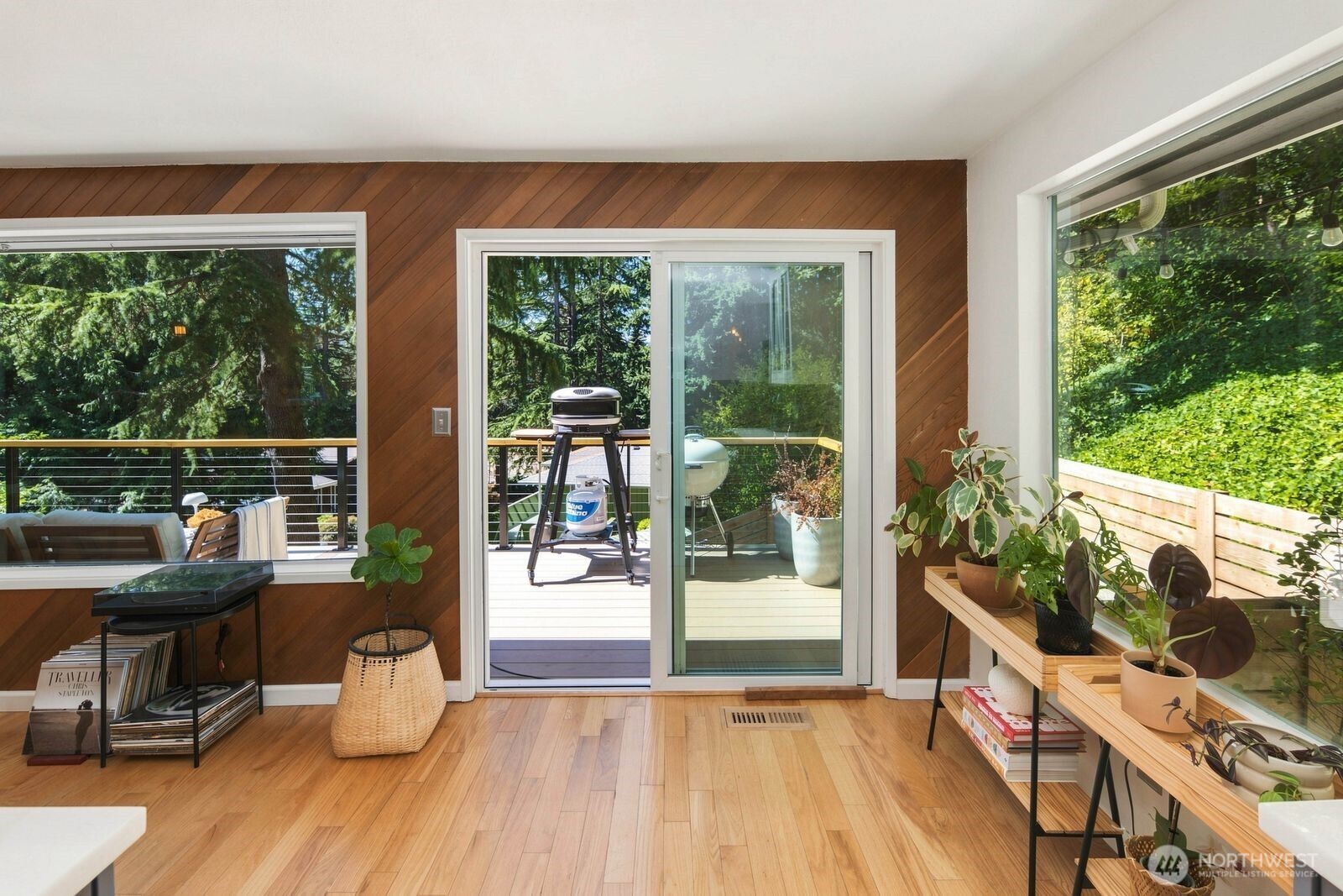 13917 16th Place Property Photo 16