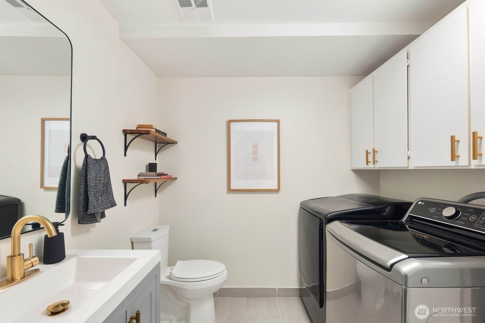 13917 16th Place Property Photo 34