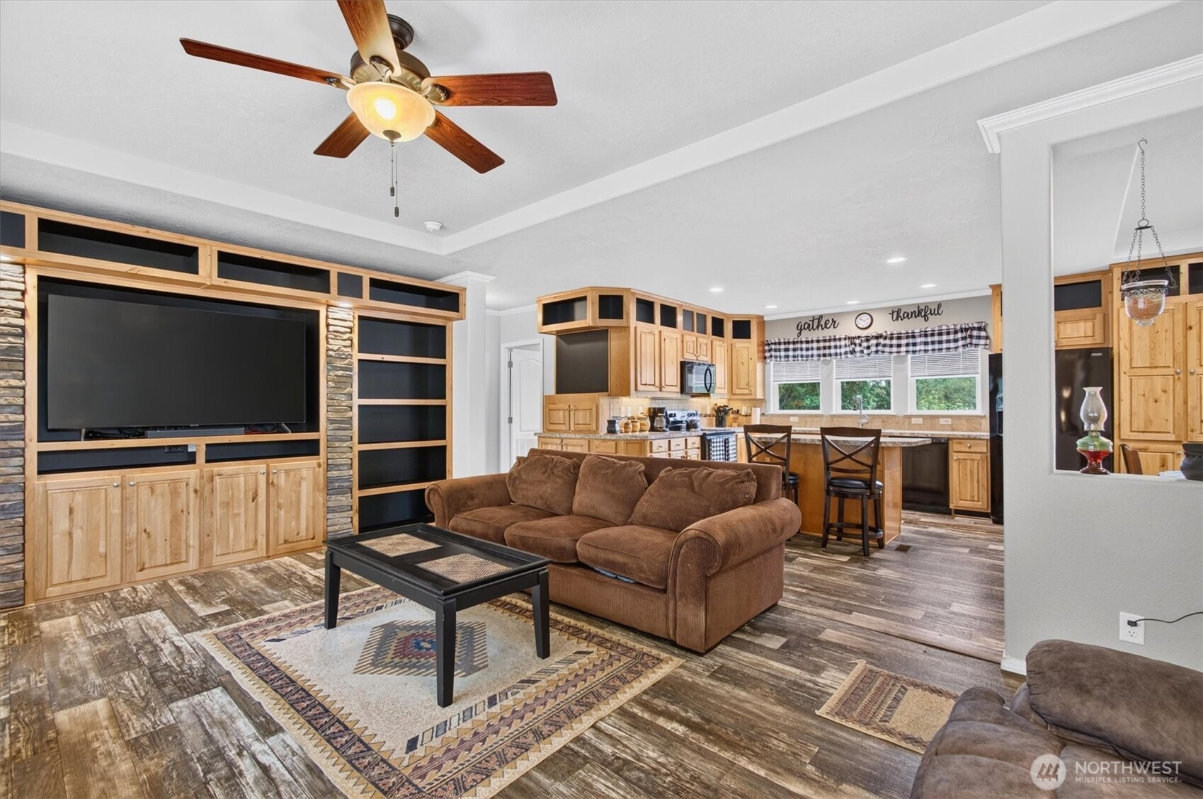 453 Haywire Road Property Photo 7