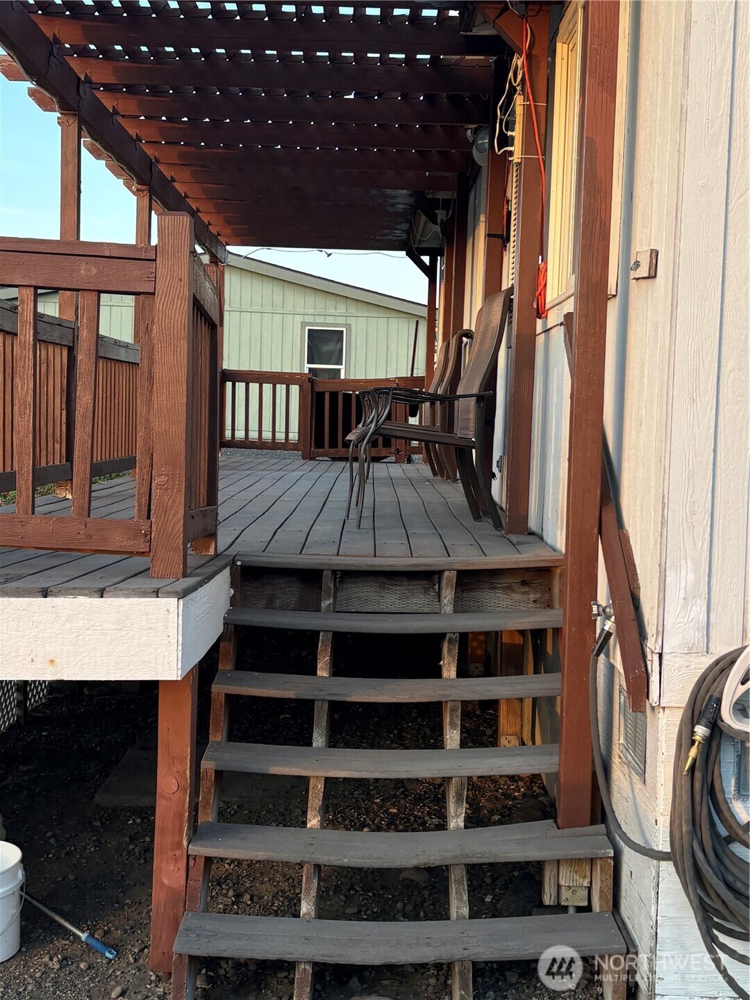 415 Spring Circle Property Photo 3