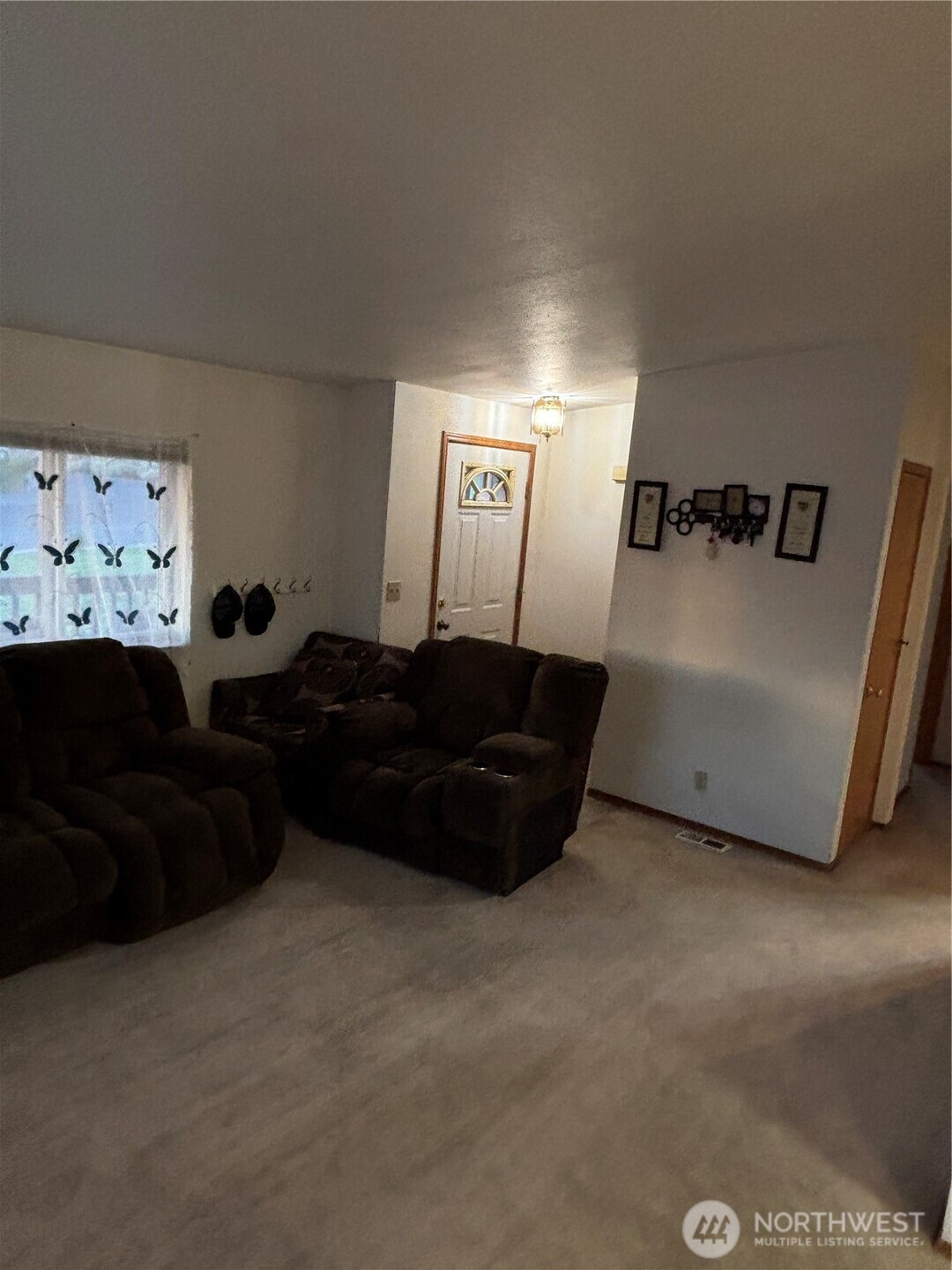 415 Spring Circle Property Photo 12