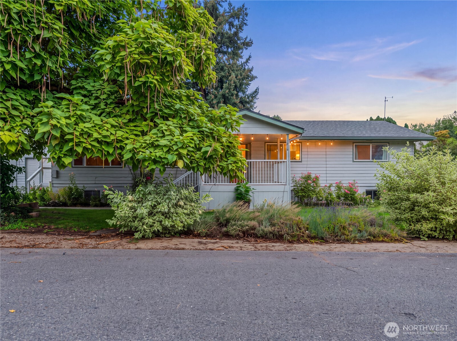 1216 4th Street Property Photo 1