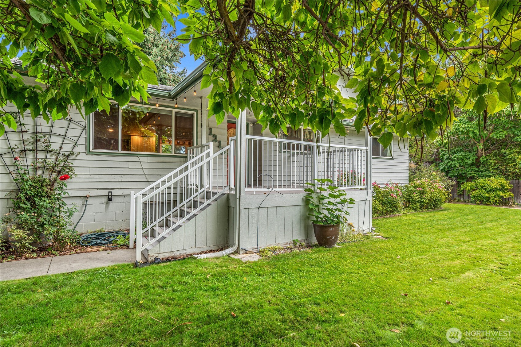 1216 4th Street Property Photo 4