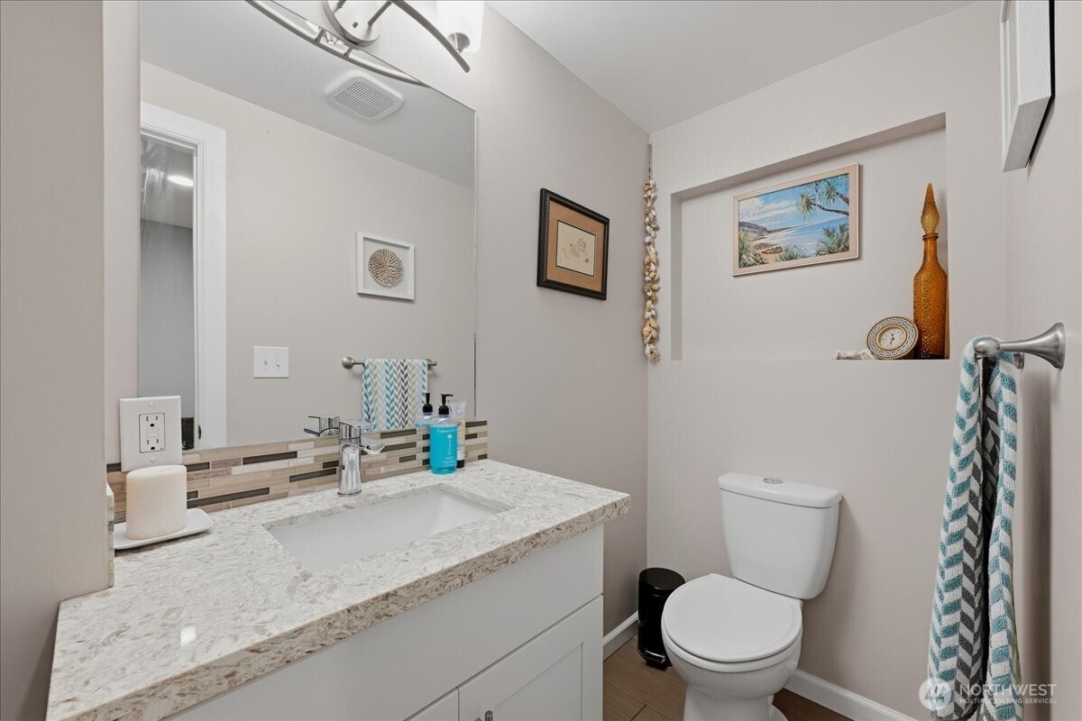 12232 Fremont Avenue Property Photo 28