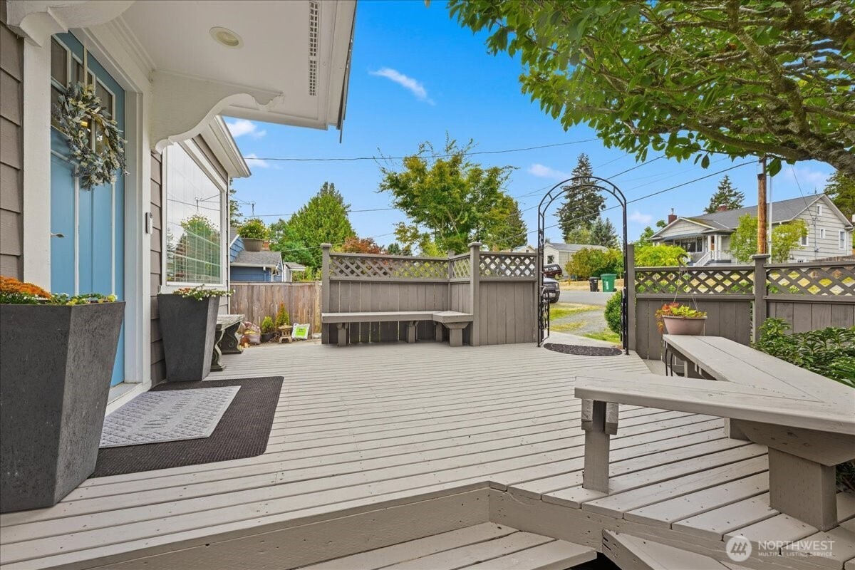 12232 Fremont Avenue Property Photo 33