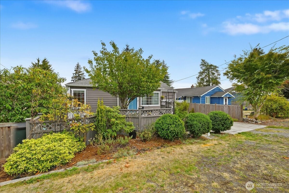 12232 Fremont Avenue Property Photo 34