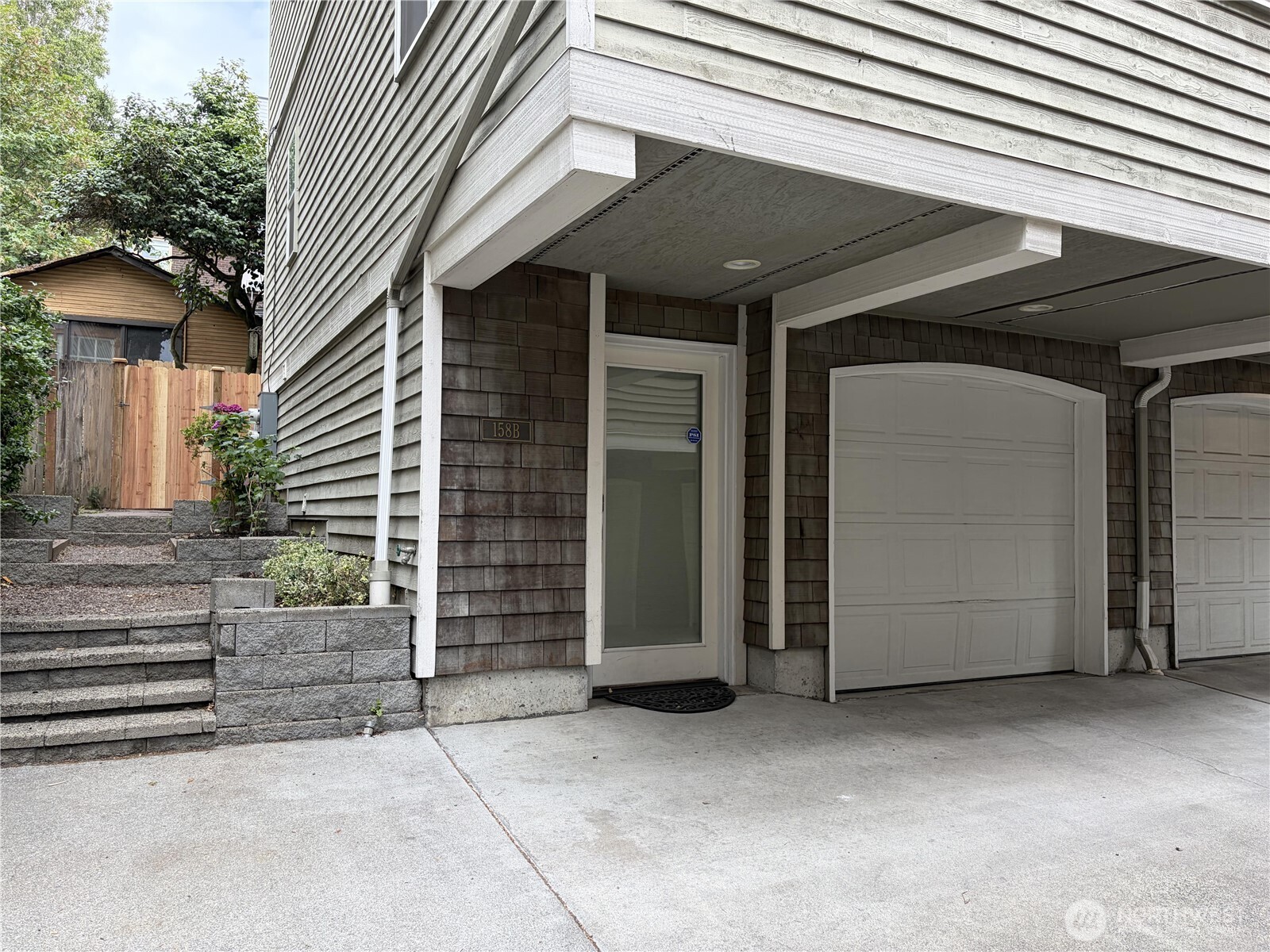 158 15th Avenue B Property Photo 28