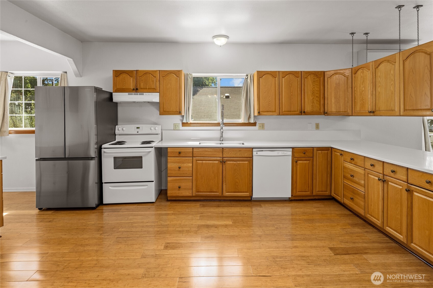 402 S Pearl Street Property Photo 10