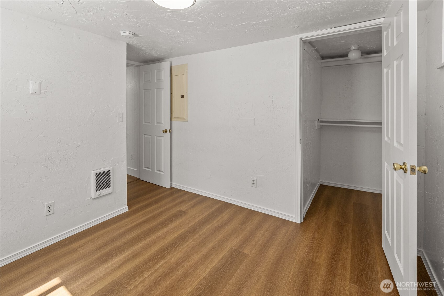 402 S Pearl Street Property Photo 33
