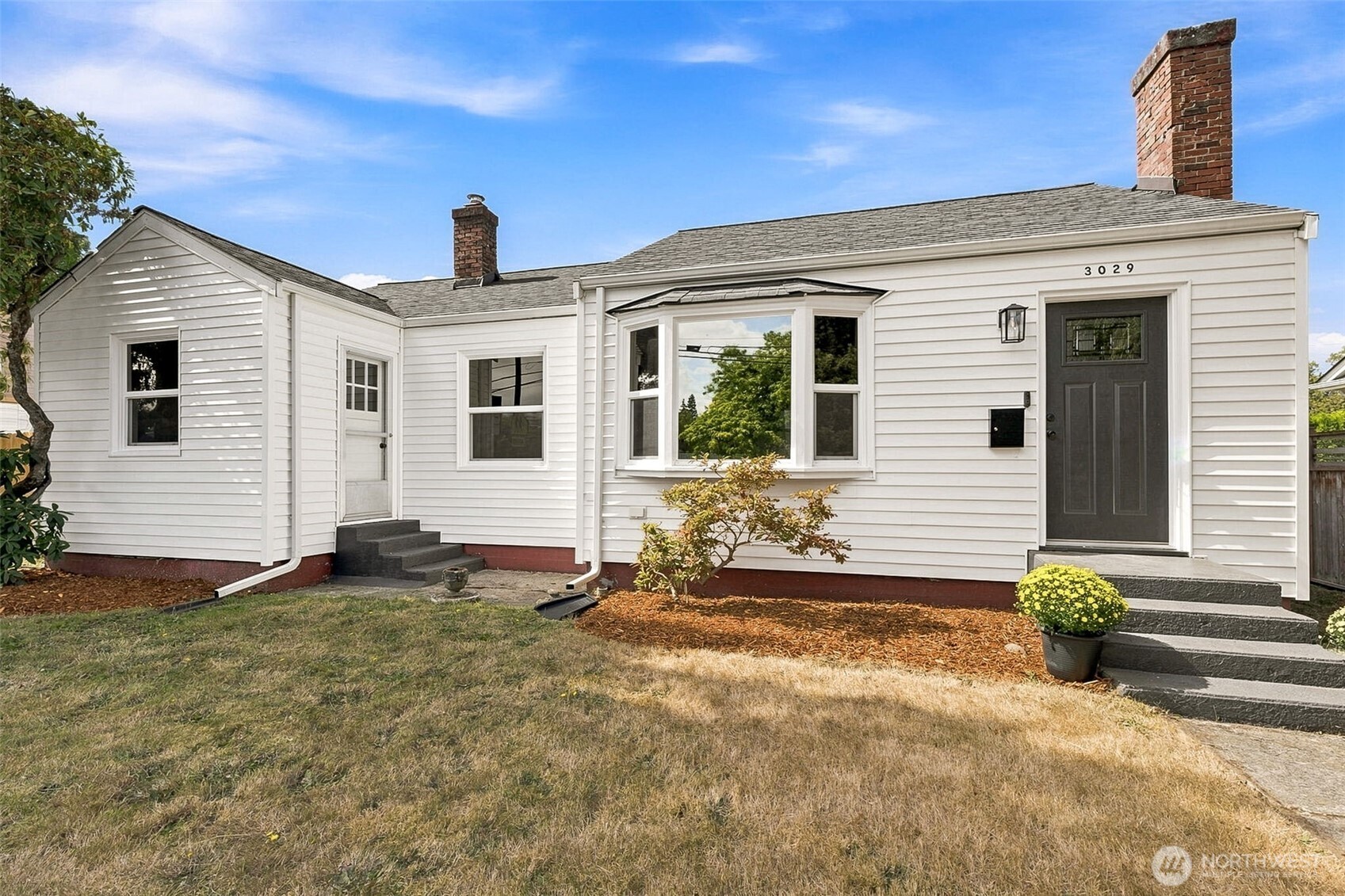 3029 Northwest Avenue Property Photo 1