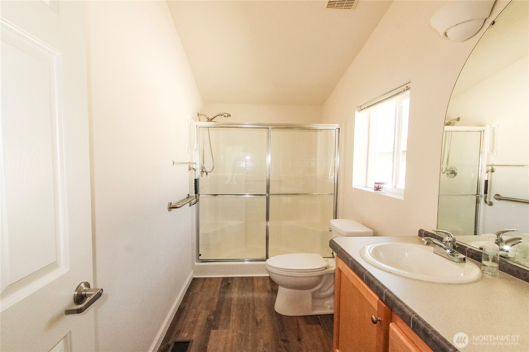 414 Willow Street Property Photo 14