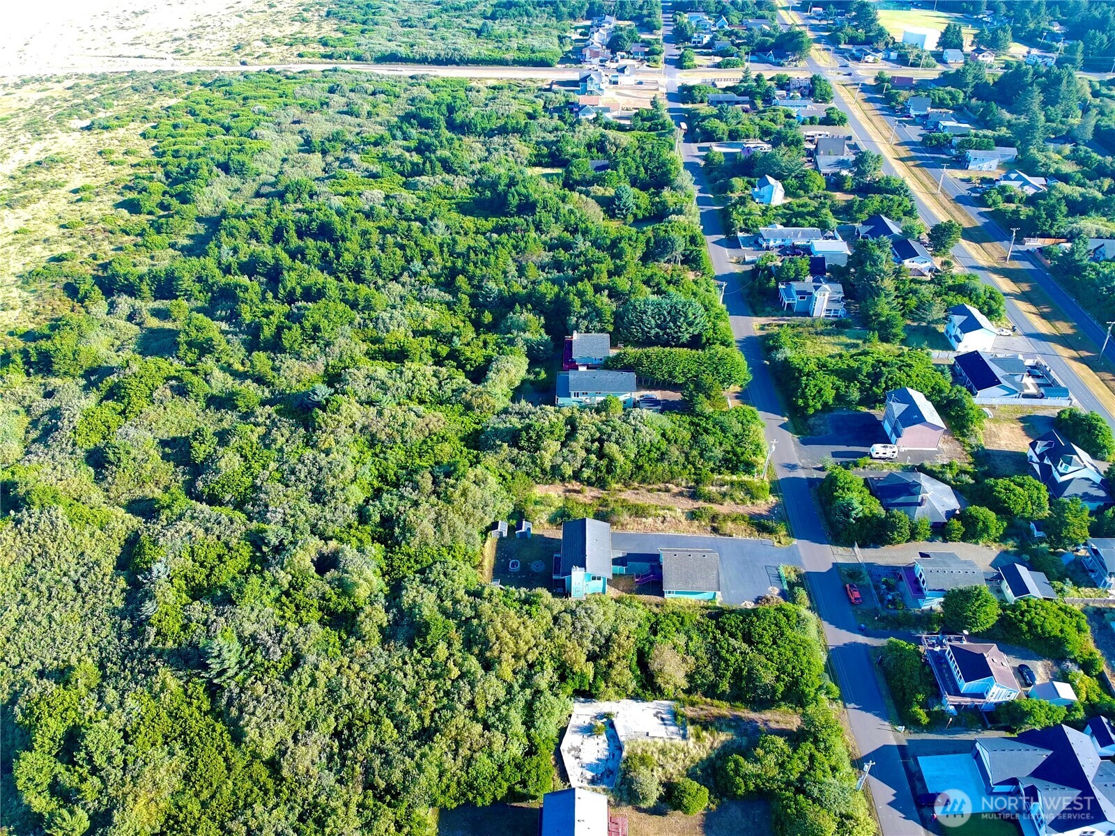 543 Sand Dune Avenue Property Photo 11