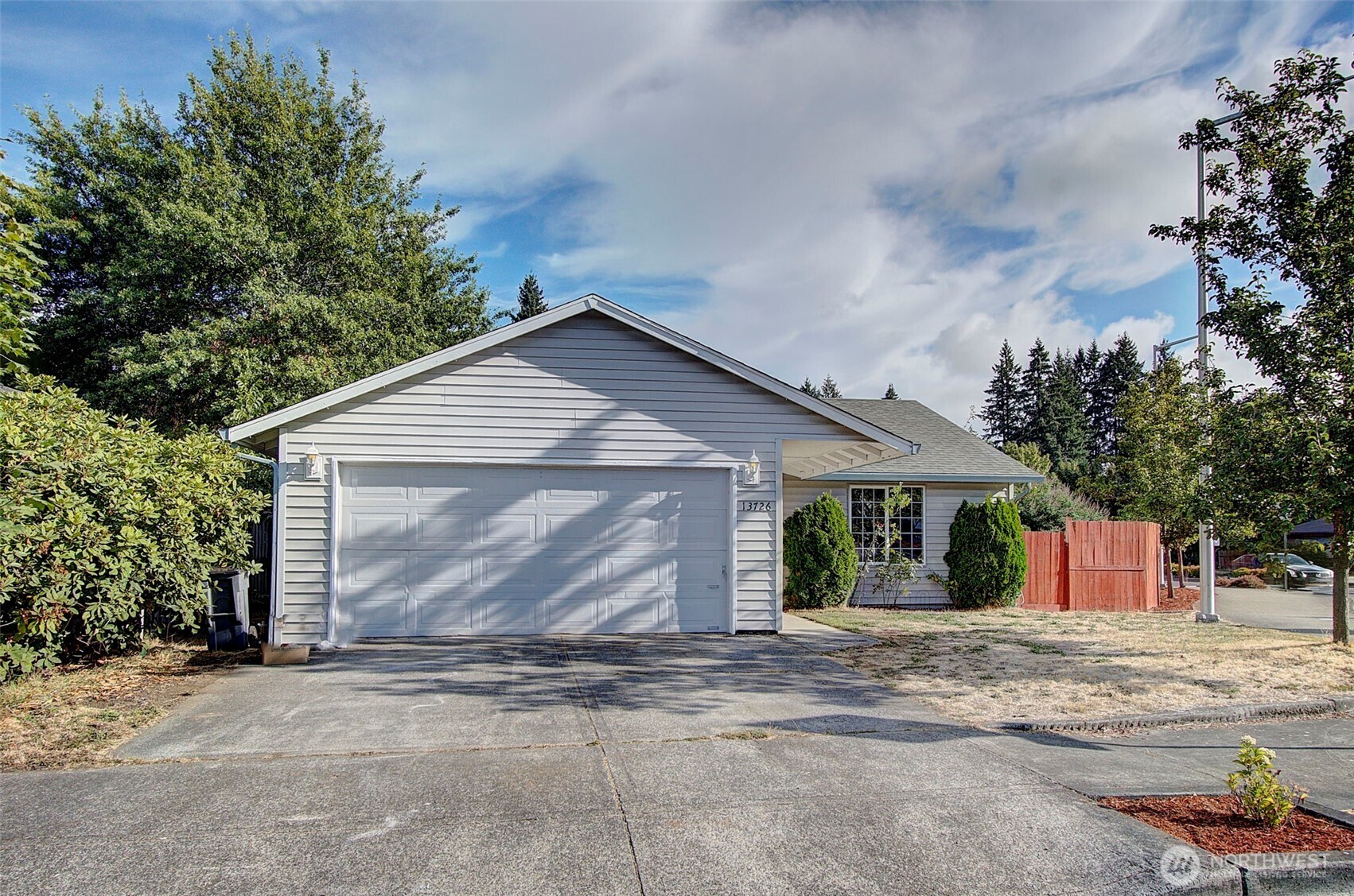 13726 NE 32nd Circle