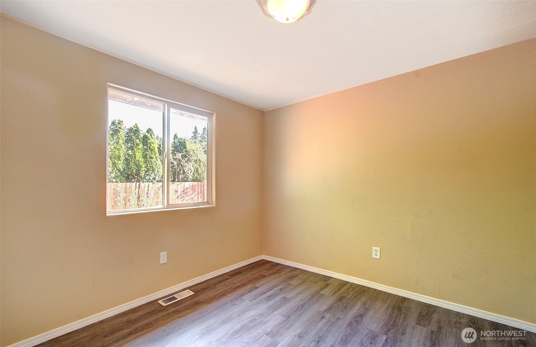 13726 Ne 32nd Circle Property Photo 12