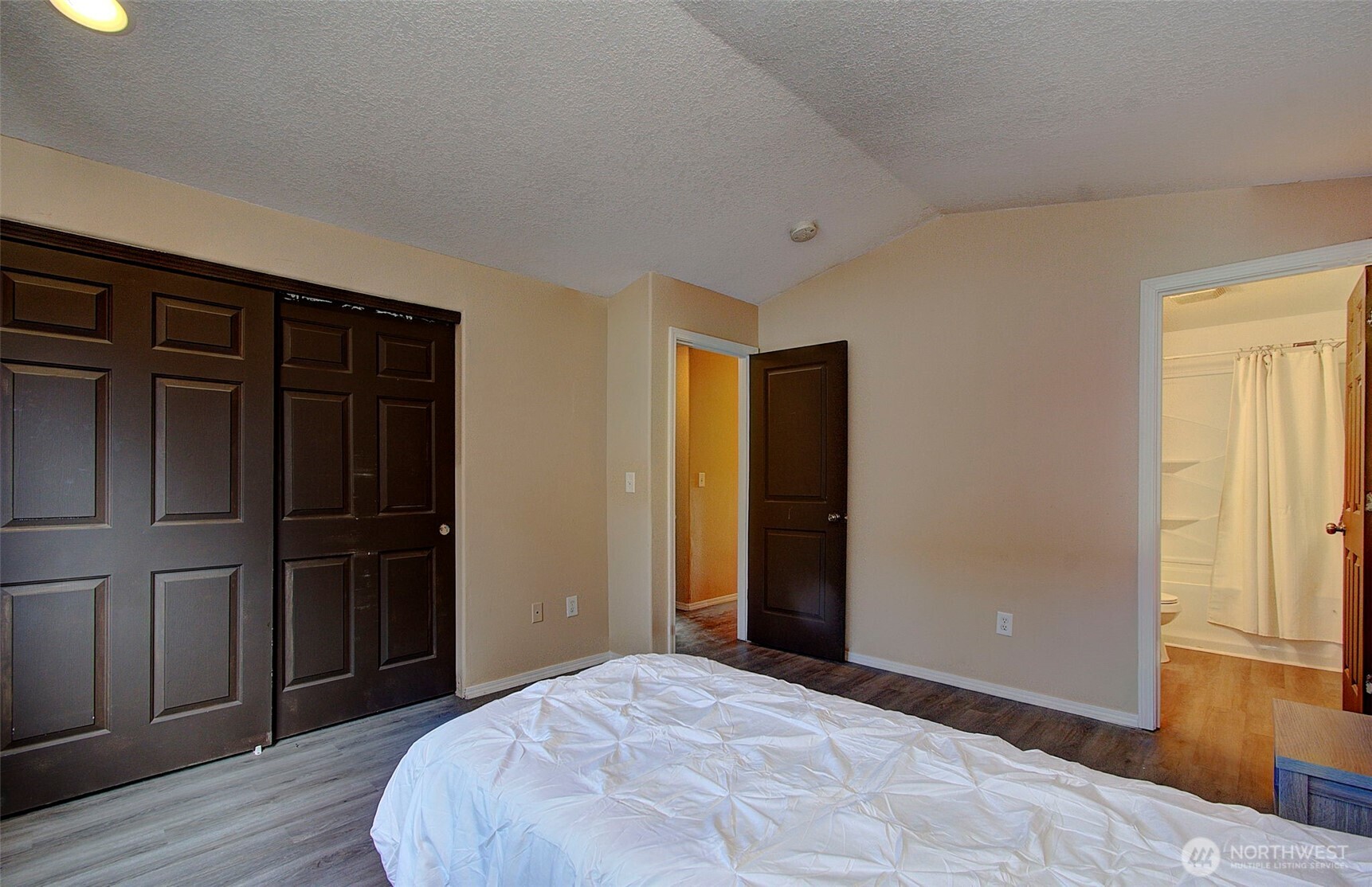 13726 Ne 32nd Circle Property Photo 15