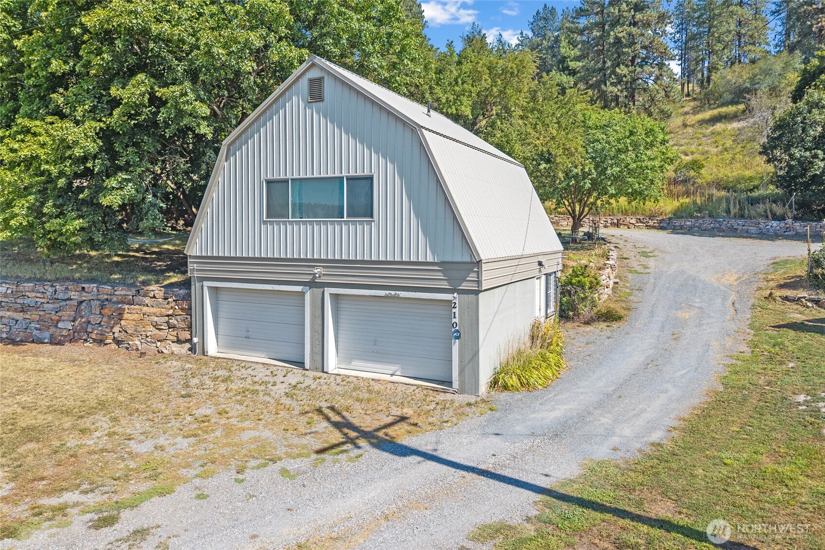 210 N Hwy 395 Property Photo 38