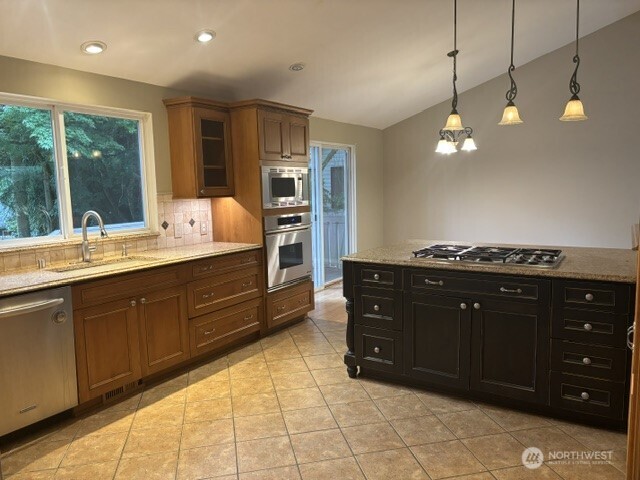 14028 92nd Place Property Photo 7