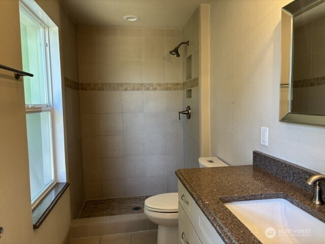 14028 92nd Place Property Photo 9