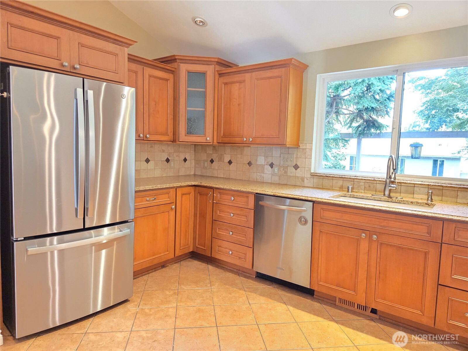 14028 92nd Place Property Photo 10