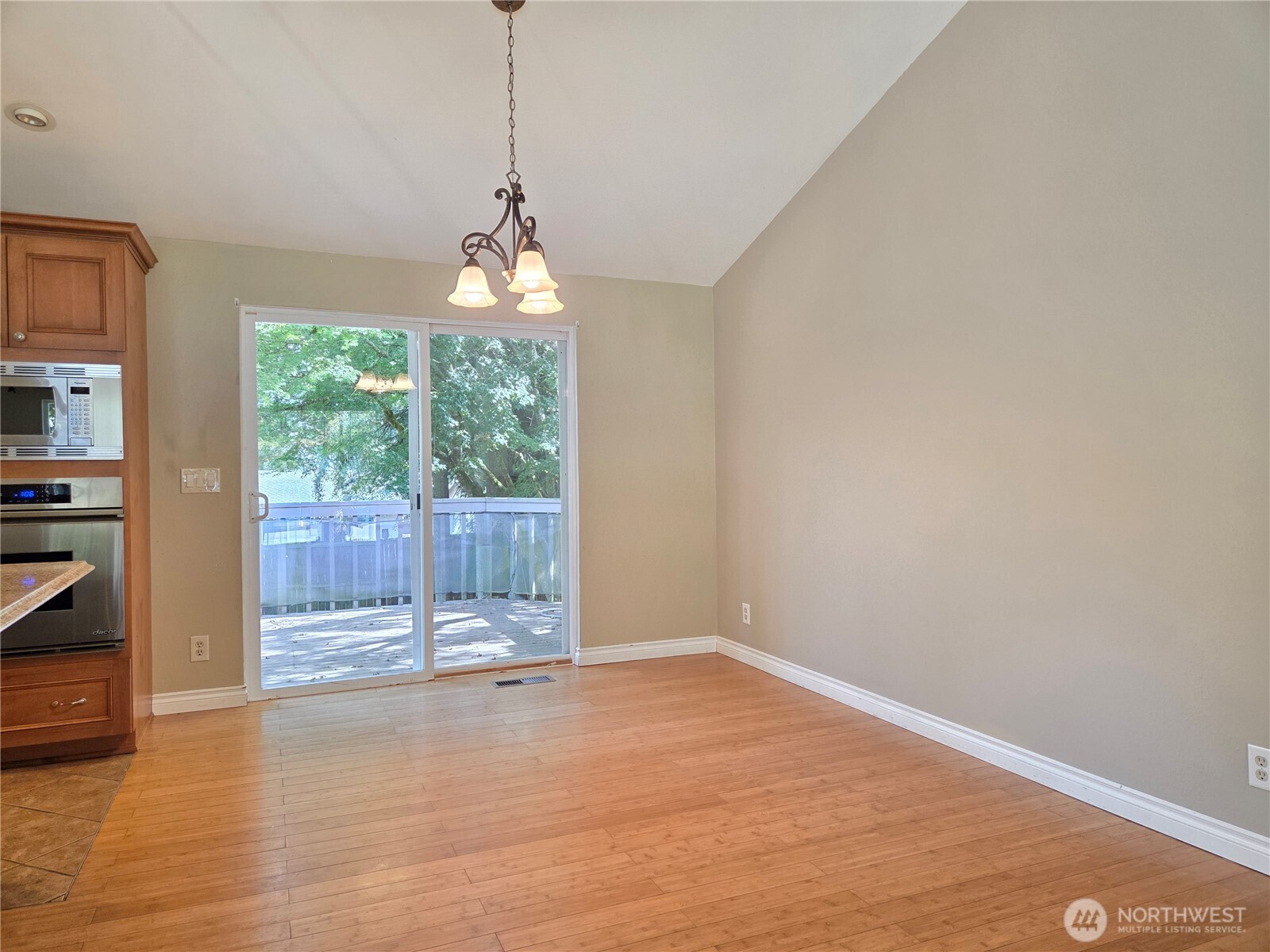 14028 92nd Place Property Photo 12