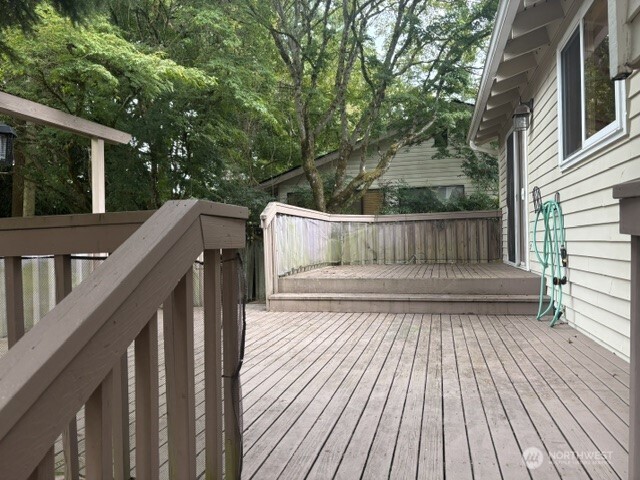 14028 92nd Place Property Photo 15