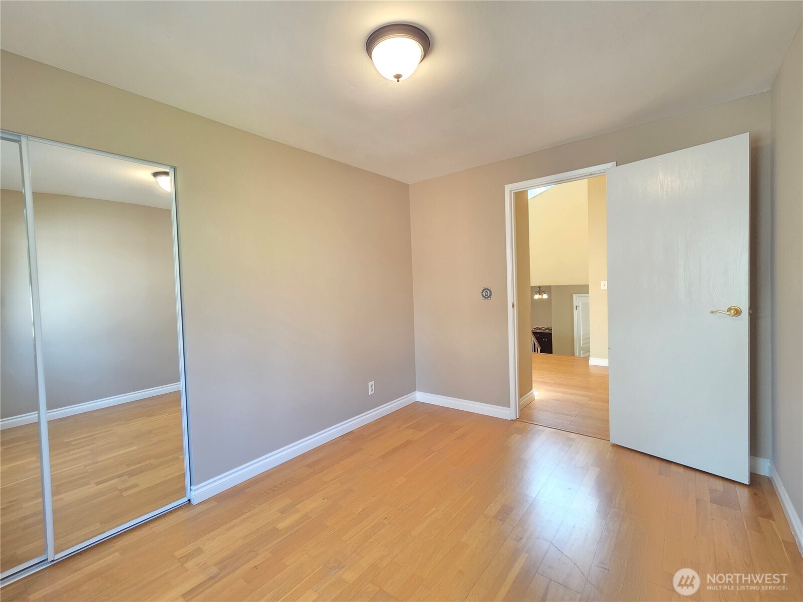 14028 92nd Place Property Photo 20