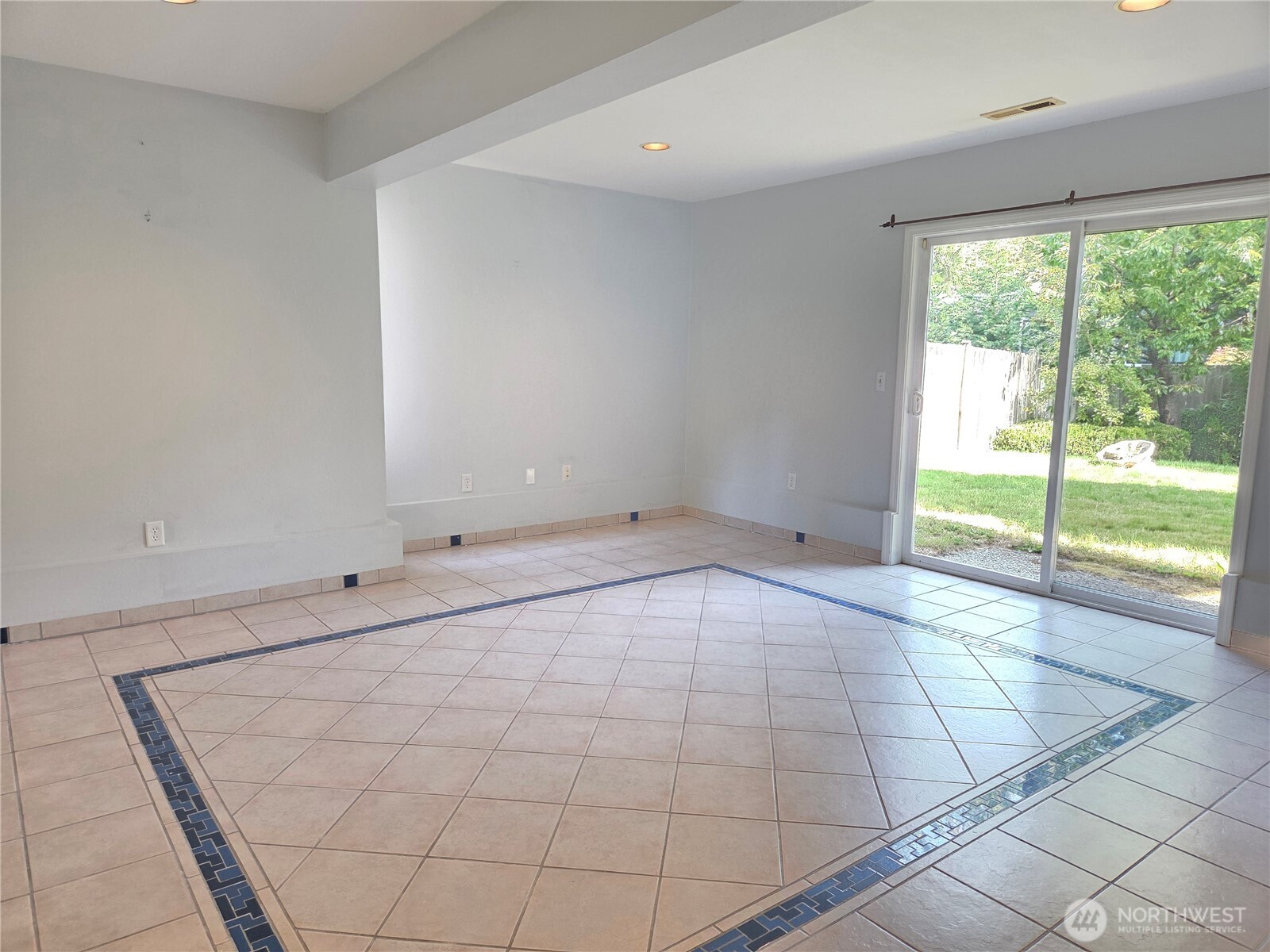 14028 92nd Place Property Photo 26