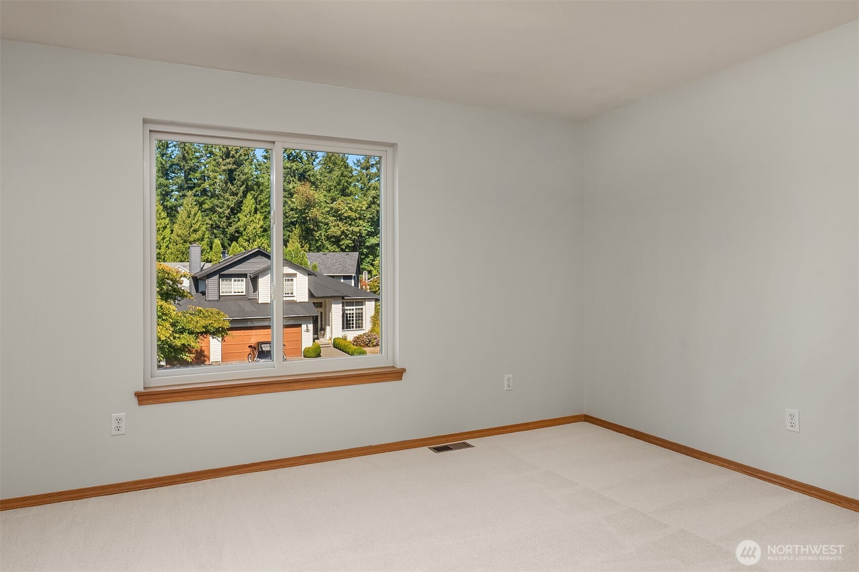 13709 Ne 93rd Street Property Photo 29