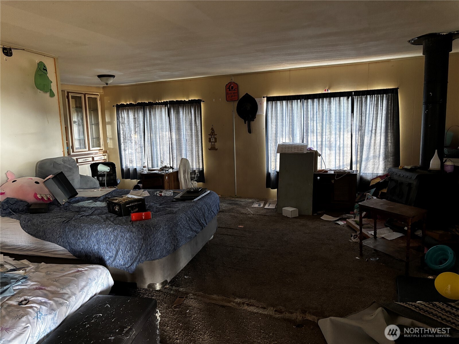 16926 Canal Road Property Photo 2