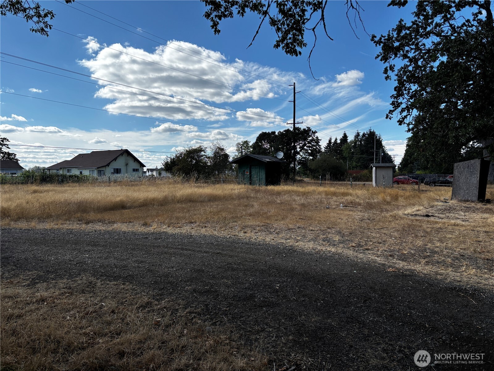 16926 Canal Road Property Photo 10