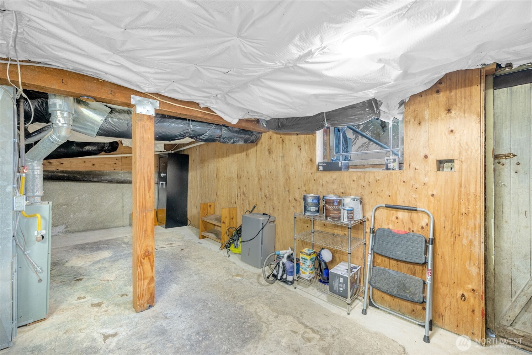 2614 E John Street Property Photo 15