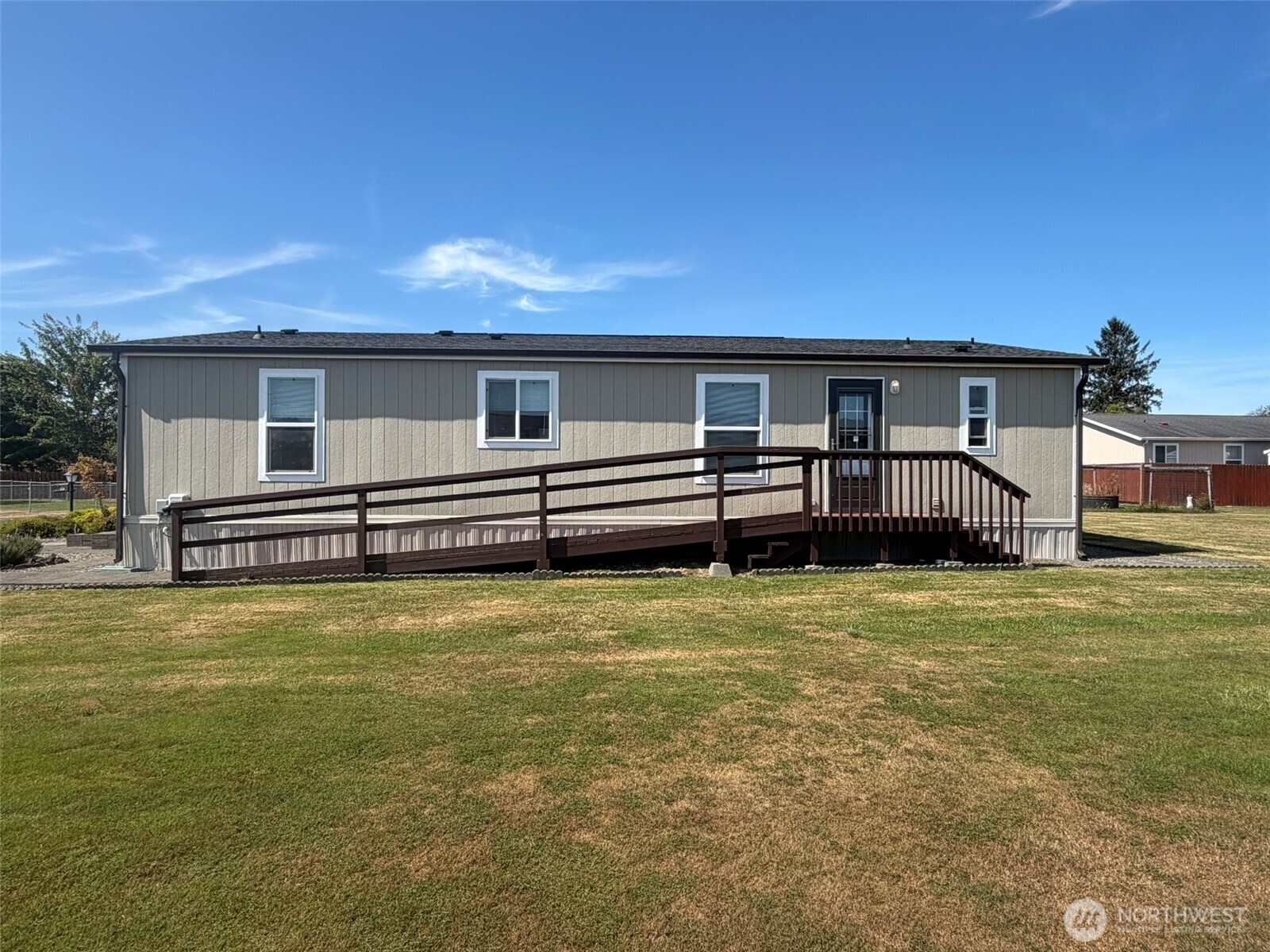 804 Rambling Road Property Photo 4