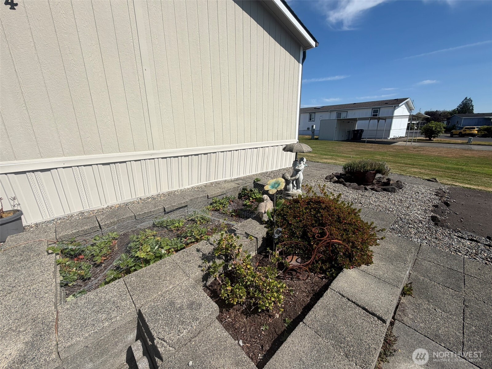 804 Rambling Road Property Photo 7