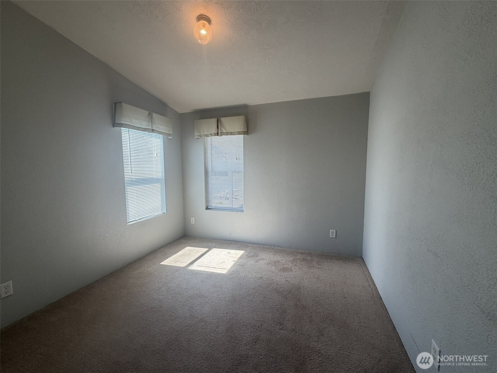 804 Rambling Road Property Photo 28
