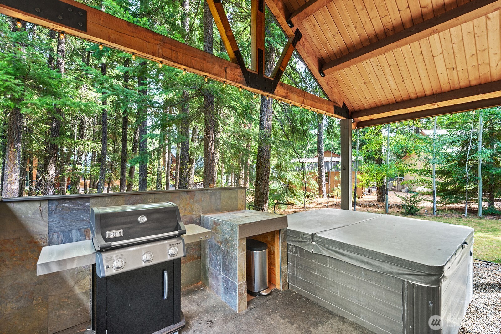 560 Evergreen Valley Loop Property Photo 15