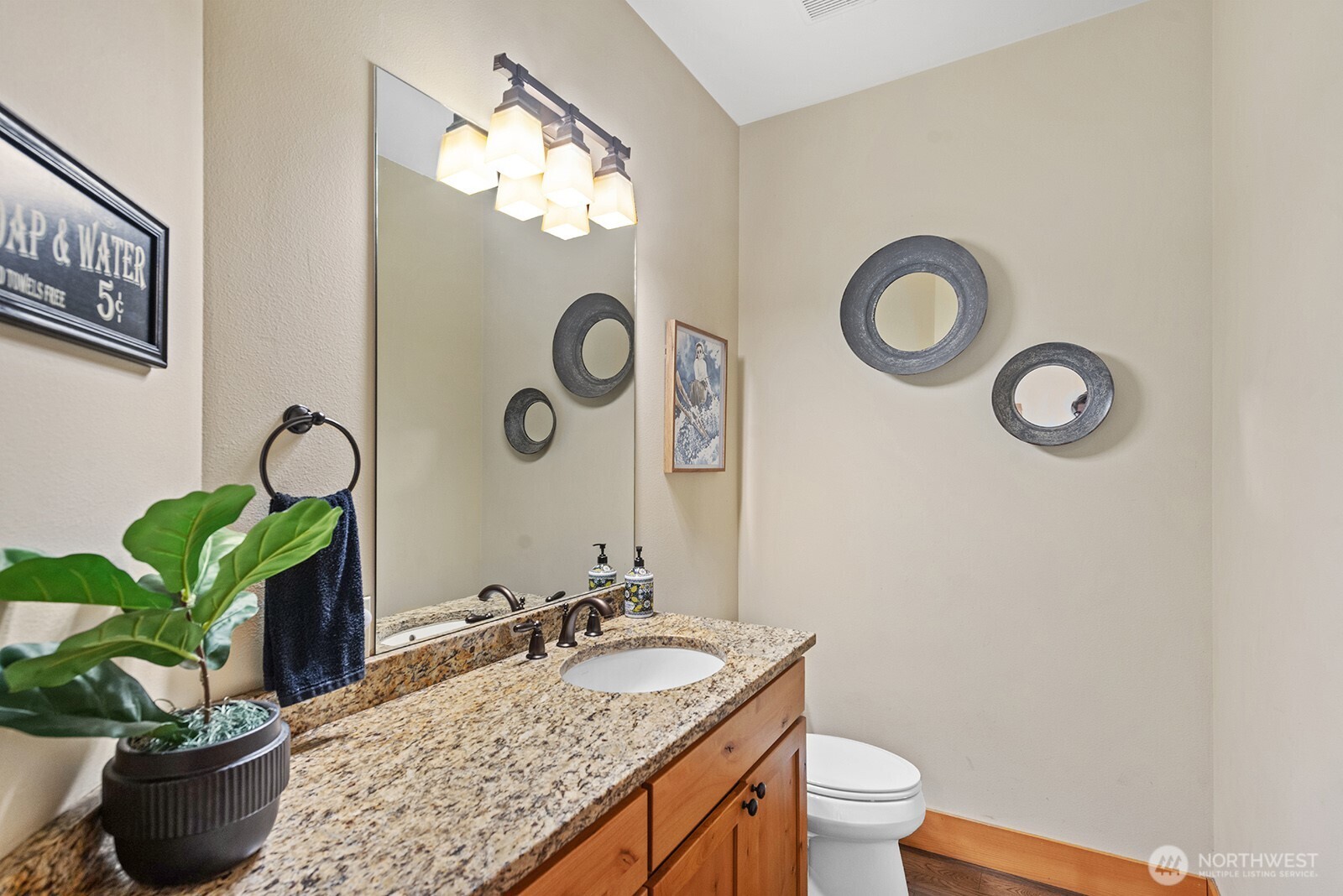 560 Evergreen Valley Loop Property Photo 16