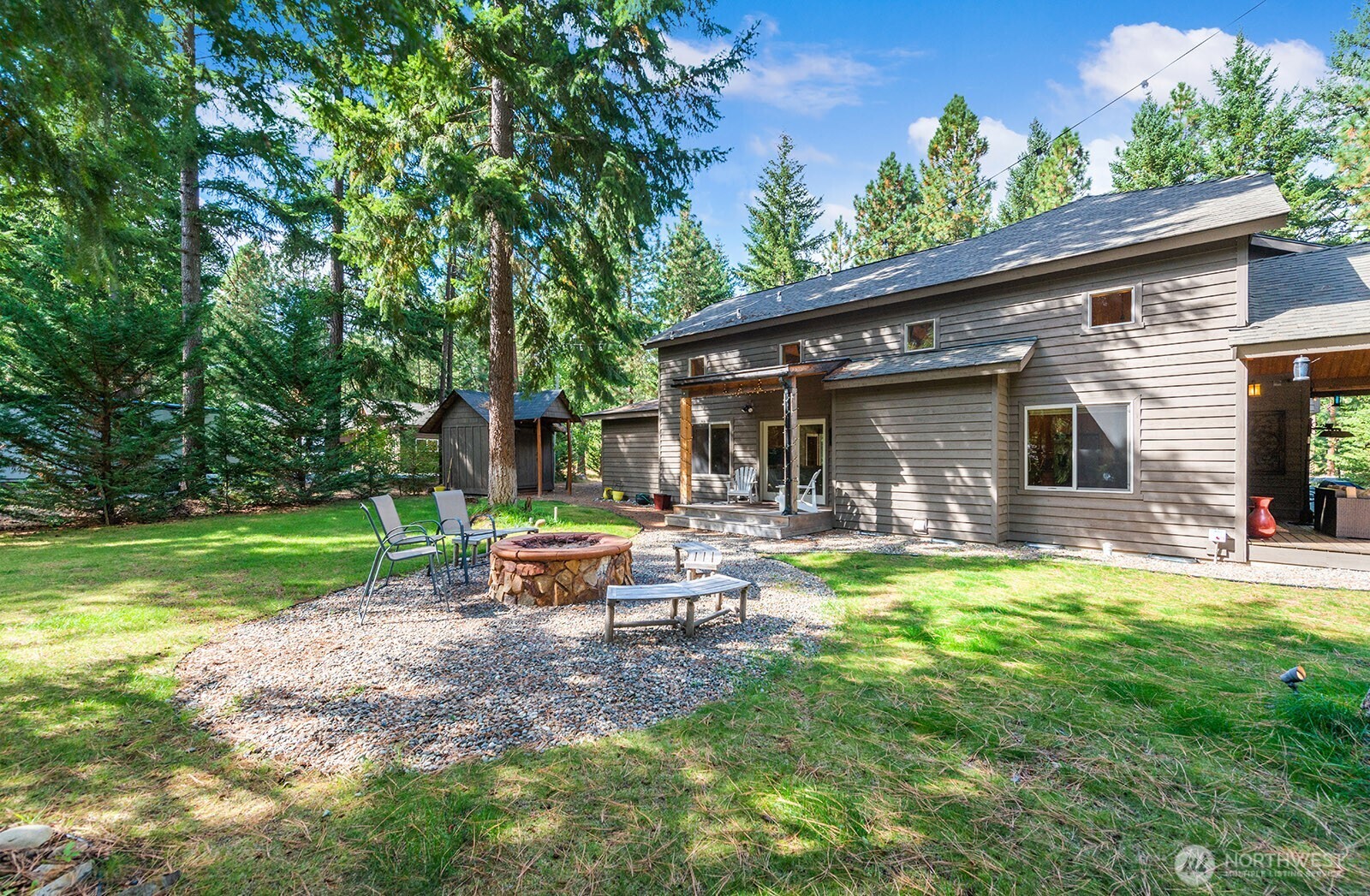 560 Evergreen Valley Loop Property Photo 36