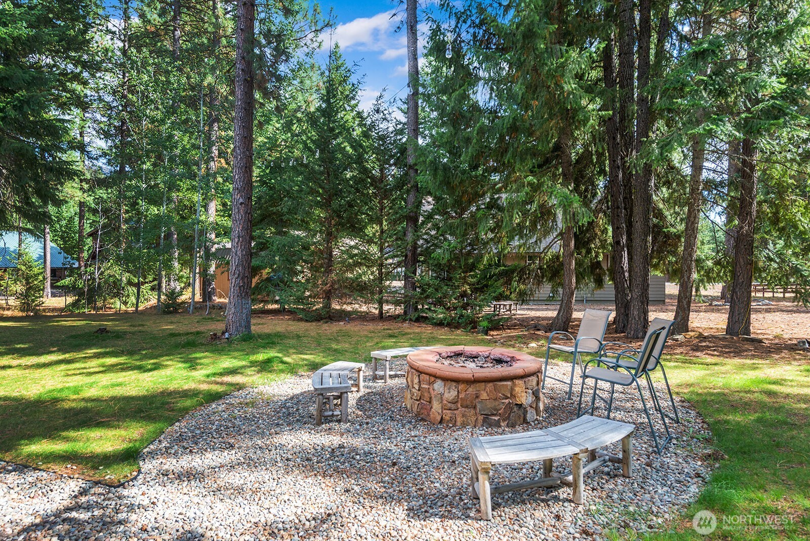 560 Evergreen Valley Loop Property Photo 38