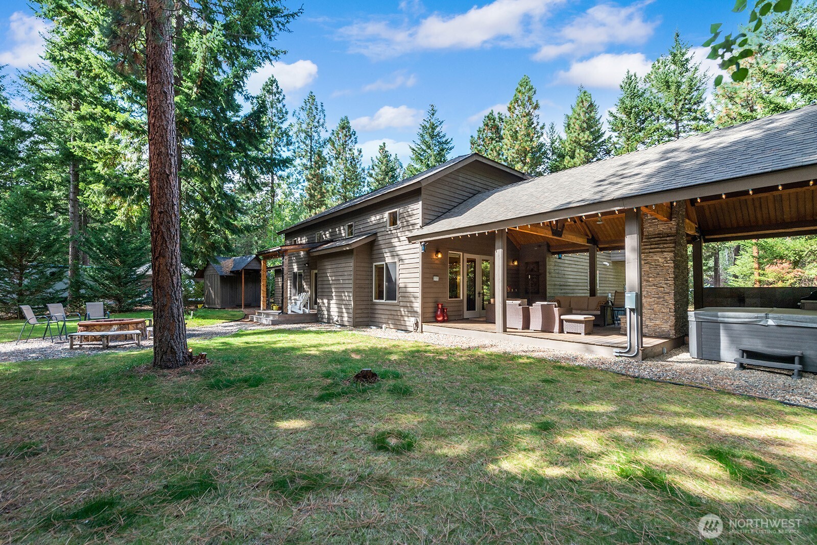 560 Evergreen Valley Loop Property Photo 39