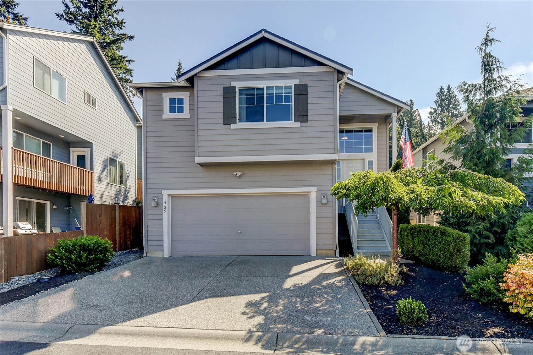 1725 73rd Avenue Property Photo 1