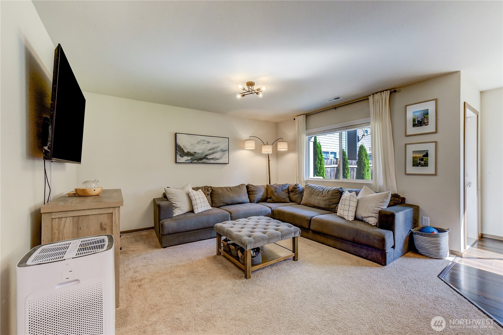 1725 73rd Avenue Property Photo 3