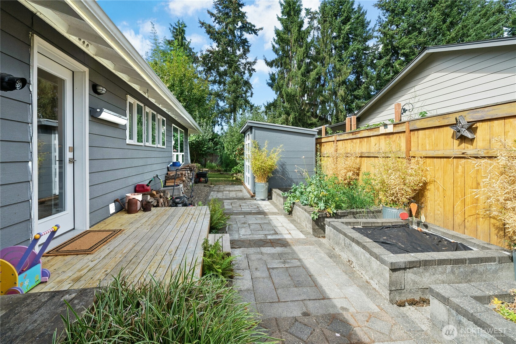 6910 62nd Drive Property Photo 27