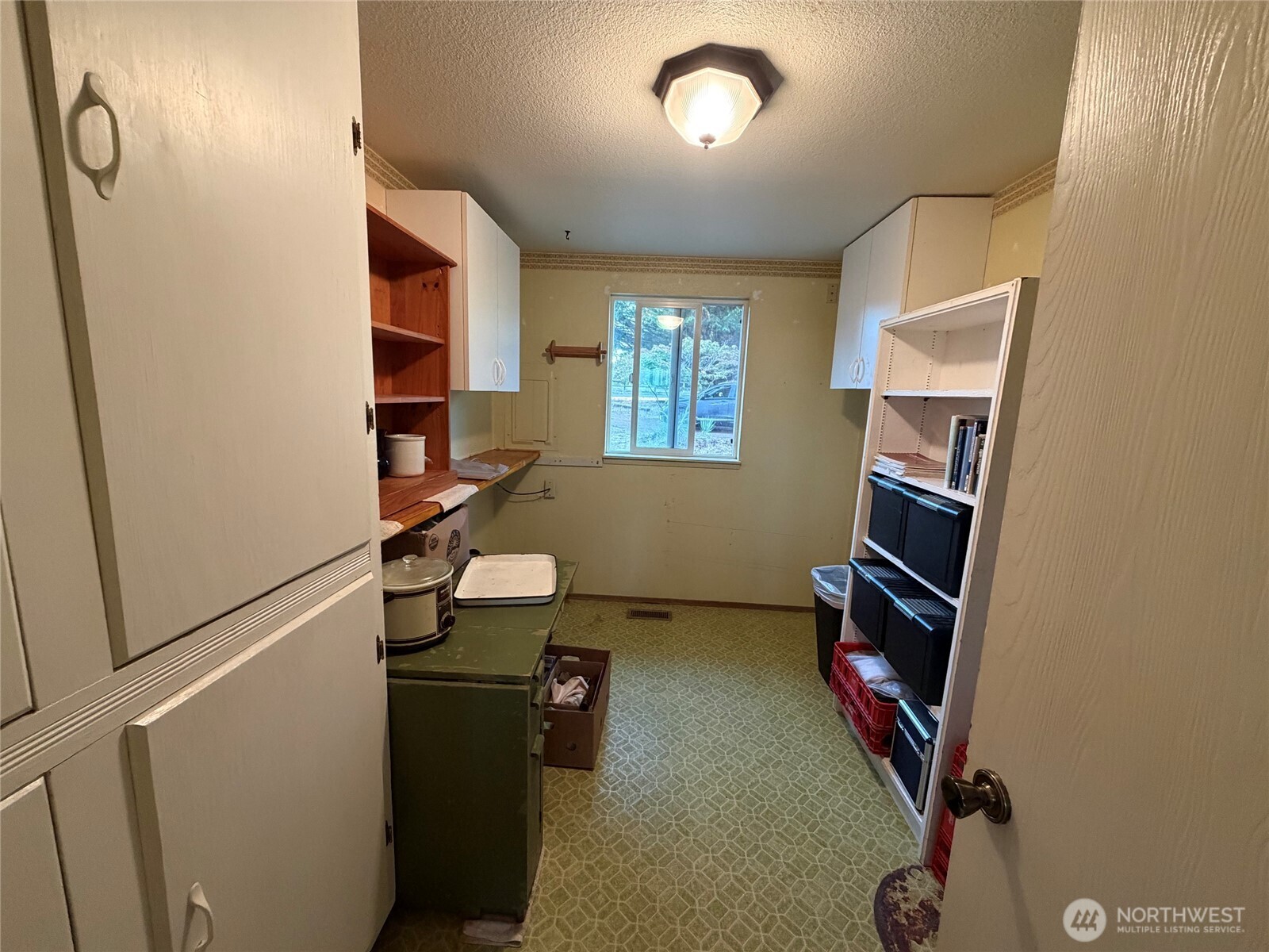 3295 Hastings Property Photo 12