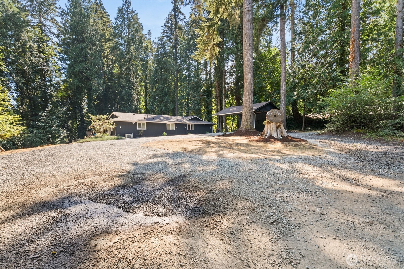 8306 94th Street A & B Property Photo 28
