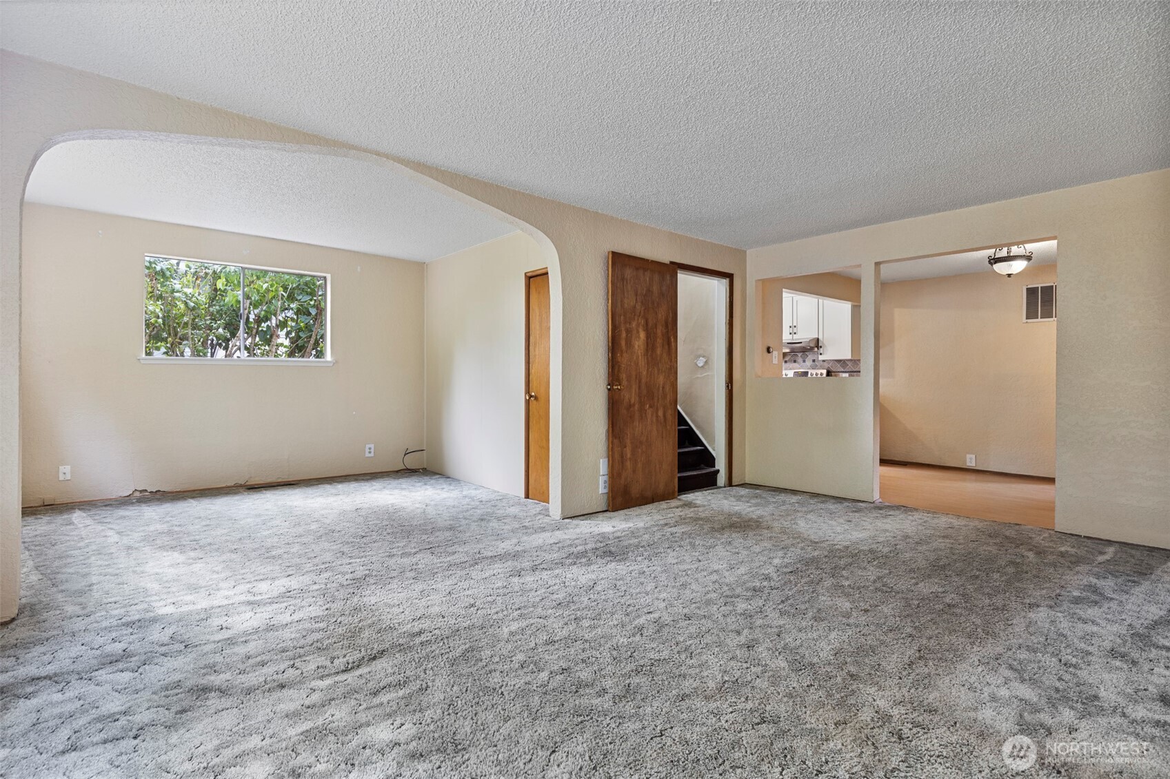 4334 S J Street Property Photo 4